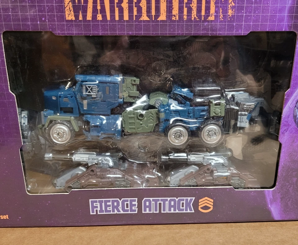 Figura Warbotron WB01-E Fierce Attack - completa con caja y funda Foto 2 de 4