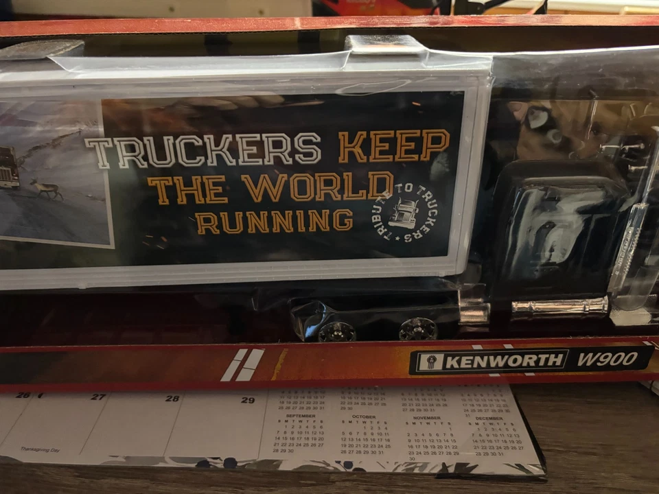 1/32 NEW RAY  KEN W900 W/ TRIBUTE TO TRUCKS, NIB # B 655 - Image 2 of 2