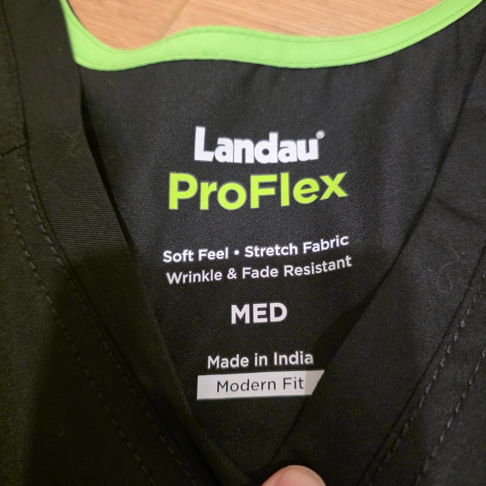Landau ProFlex Scrub Top Women's Medium Black V Neck Modern Fit Short Sleeve - Image 2 of 4