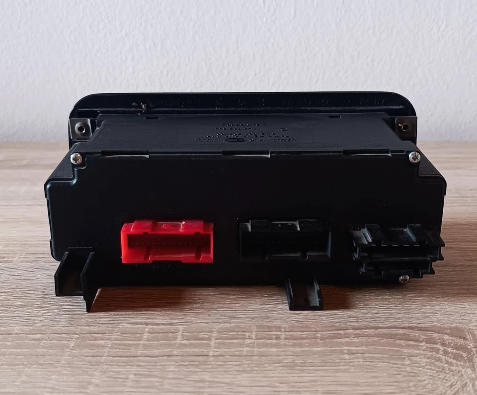 Volkswagen Golf 3 Climatronic 1H0907044 HELLA 5HB006797-00 - Image 3 of 3