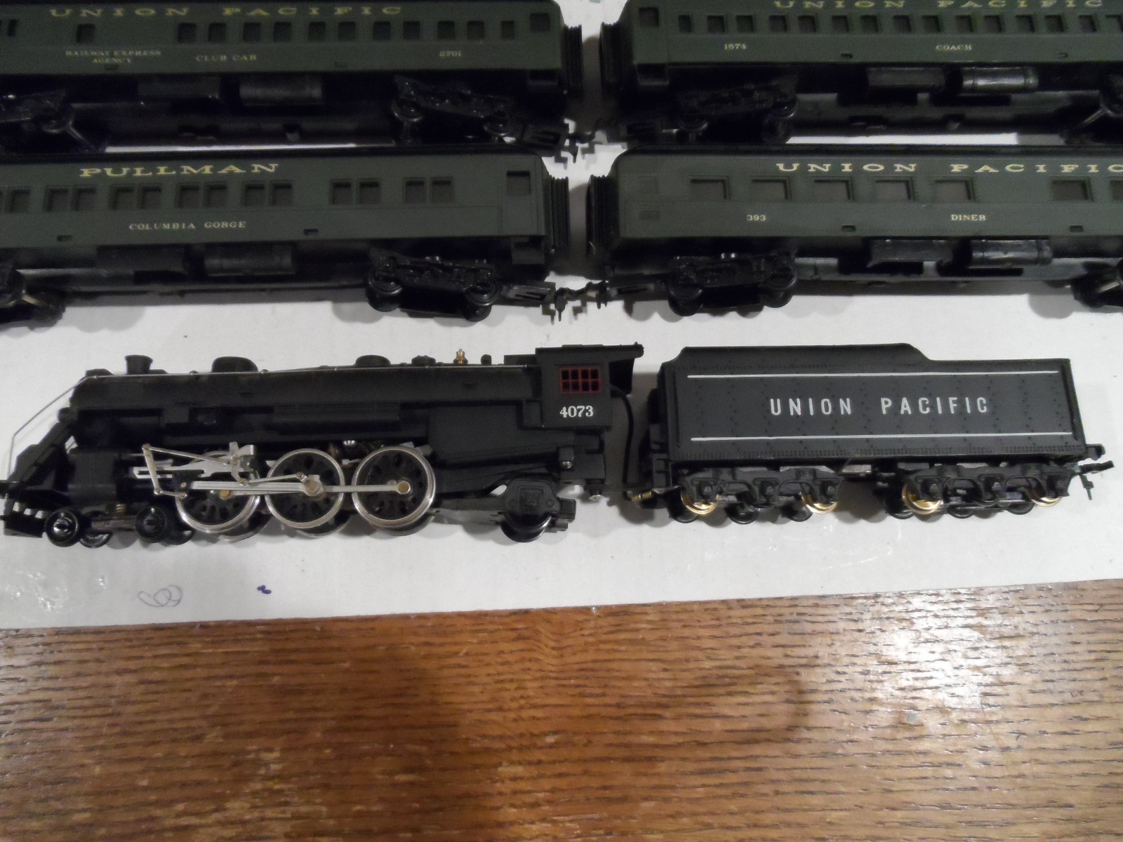 Picture 1 of 3