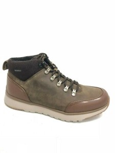 ugg olivert boot