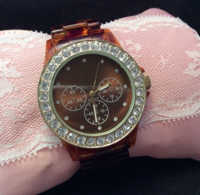 Gold tone and Tortoiseshell Watch with Crystal Details Anne Klein Women main image 4