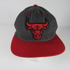 NBA Chicago Bulls Adidas Adult Static Grey Red Snapback Hat Adjustable