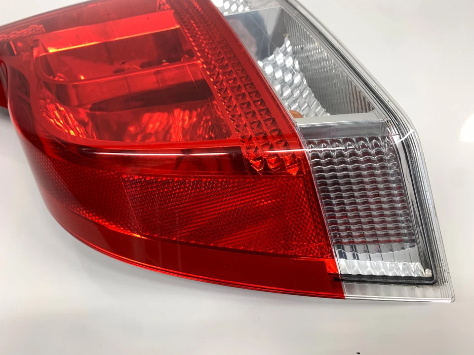 Conjunto de lanterna traseira esquerda Volvo S60 05-09 30655369 - Imagem 4 de 4