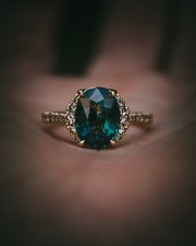 6.00 Ct Natural Teal Sapphire & Diamond Engag...