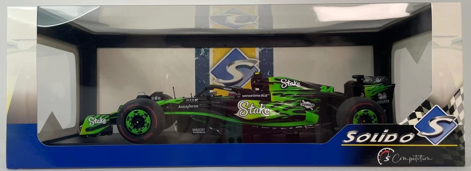 Solido Kick Sauber C44 #24 Guanyu Zhou Las Vegas GP 2024 1/18 S1814103 - Immagine 4 di 4