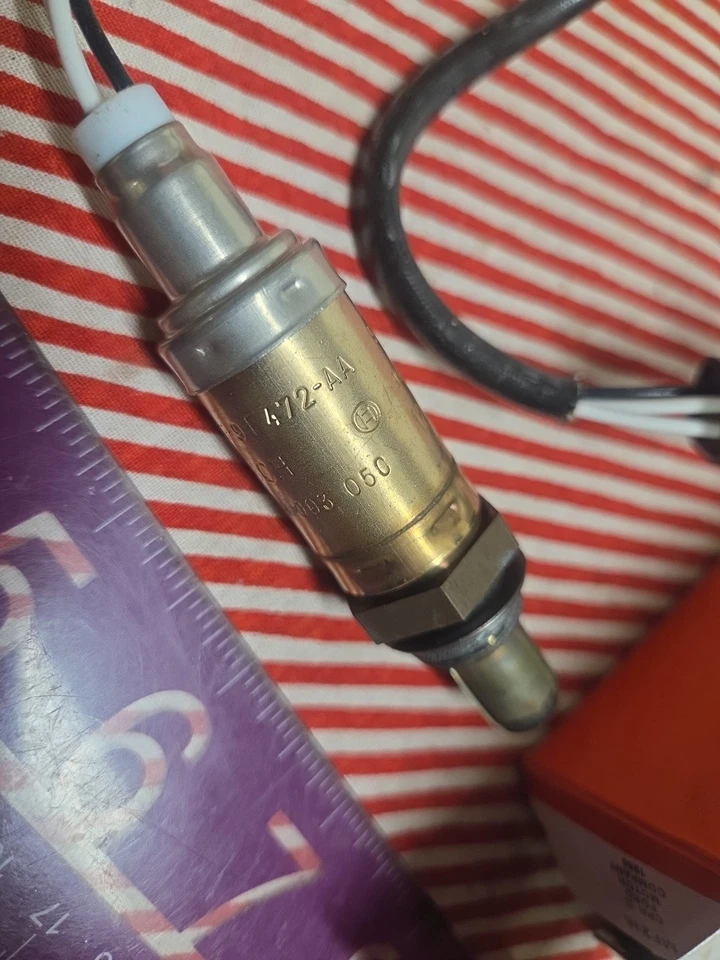 PROBE-ESCORT- 1987-1992 OEM E7TZ-9F472-A = BOSCH-0258003042--Sensor de oxígeno Foto 3 de 4