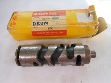Suzuki, NOS, RV125, TS125, TS185, Gear Shift Cam, # 25310-28000. Y15