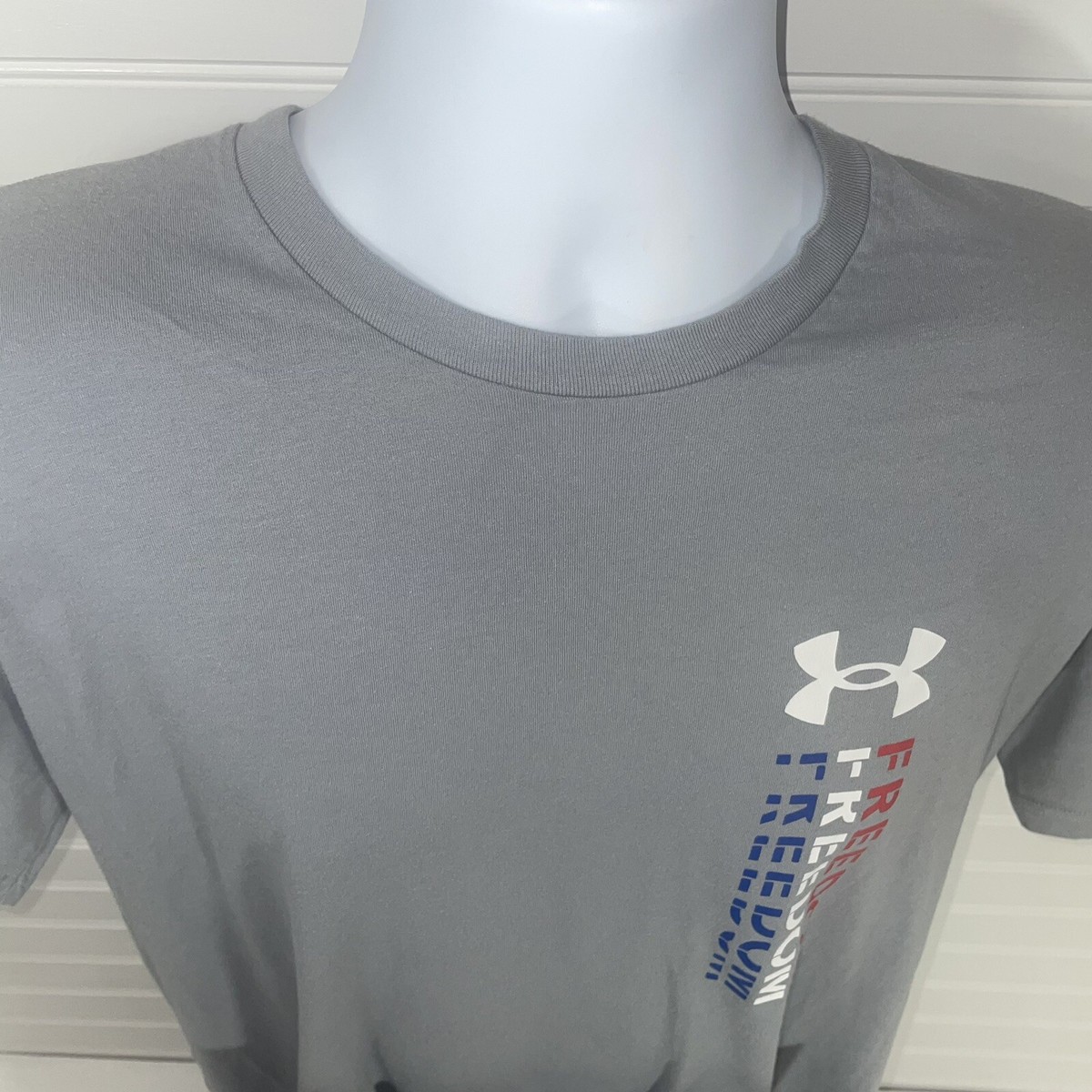Under Armour Freedom Shirt Men Large Gray Crew Neck Eagle