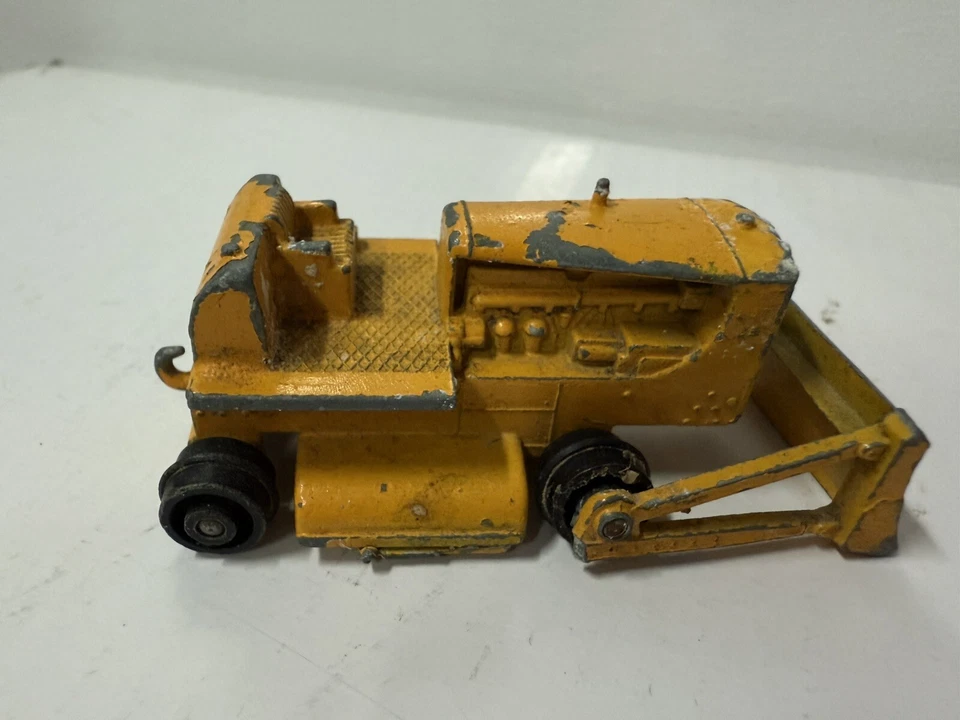 Lesney Caterpillar D8 Bulldozer Vintage Diecast #18 Matchbox - Image 3 of 4