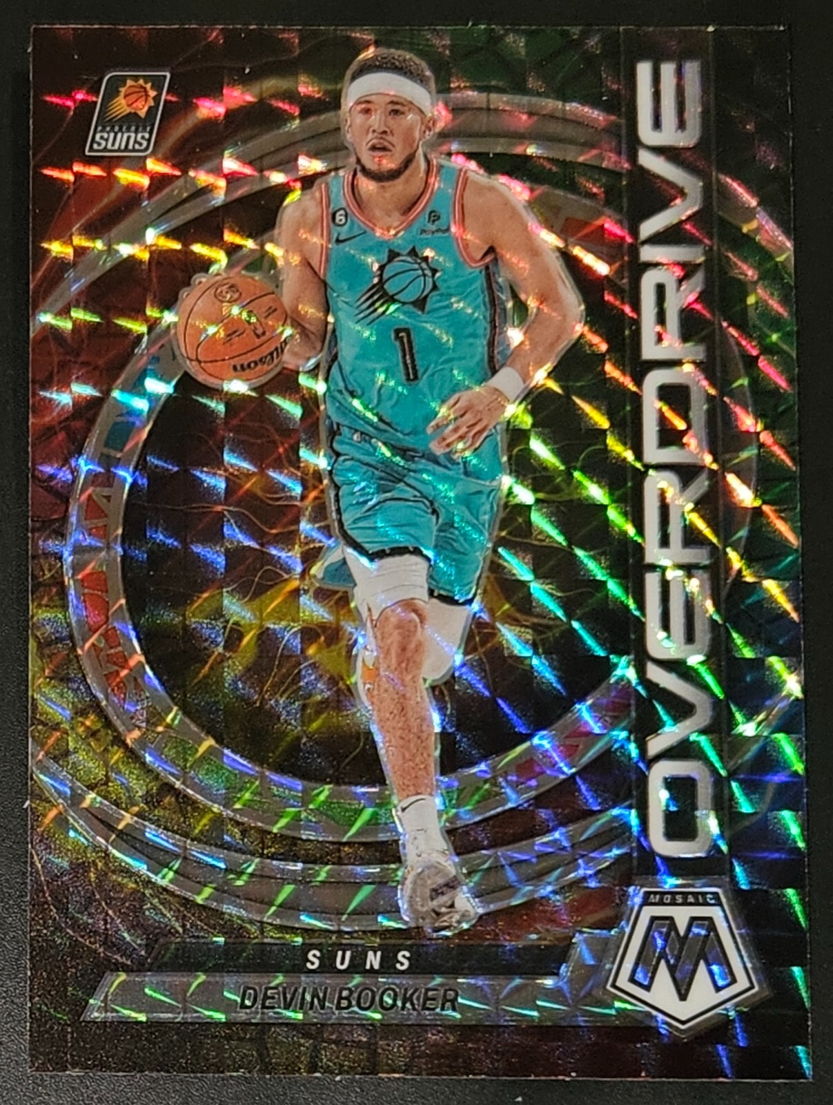 Devin Booker 2022-23 Panini Mosaic OVERDRIVE Prizm Insert Card SP (no.13)