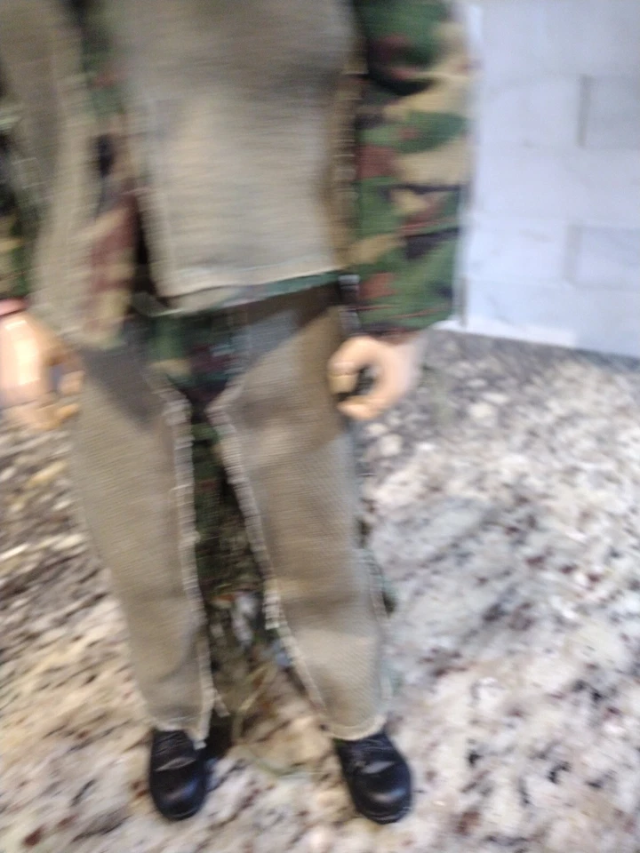 Boneco de ação 1/6th Scale Armed Forces IN TOYZ Collector Series US SNIPER 12"  - Imagem 3 de 4