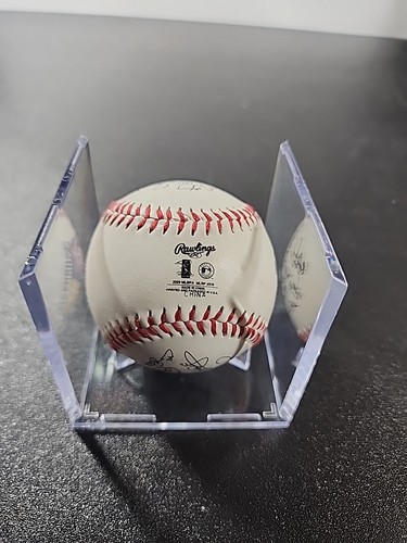 2008 Sports Illustrated Philadelphia Phillies World Series Champions Replica... - Picture 5 of 5