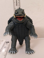 Godzilla 's GAMERA 6", 2005 Bandai, Pre-owned
