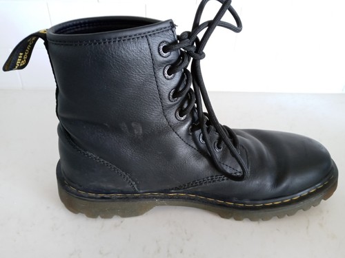 Dr. Martens Awley AW004 Black Leather Combat Boots Men's Size 11 - Picture 7 of 10