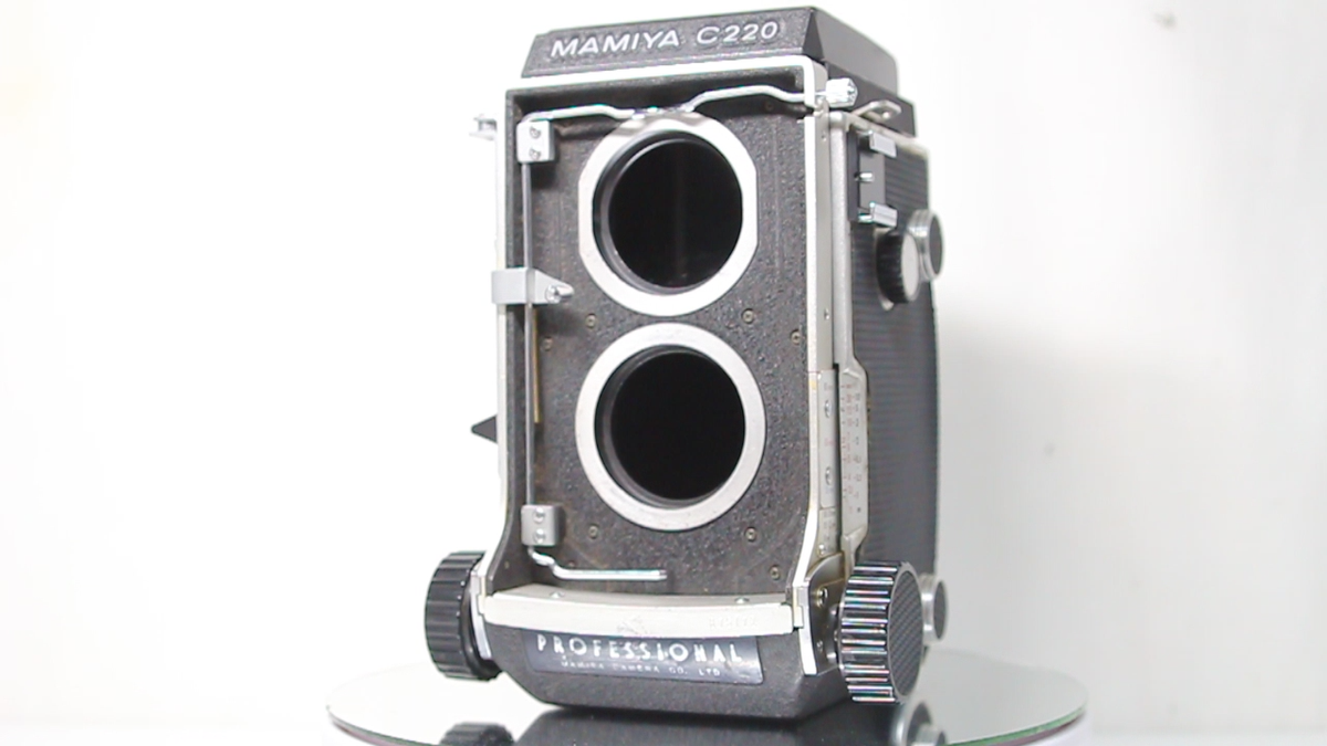 Mamiya C220 Professional TLR Film Camera Body Only From Japan | eBay