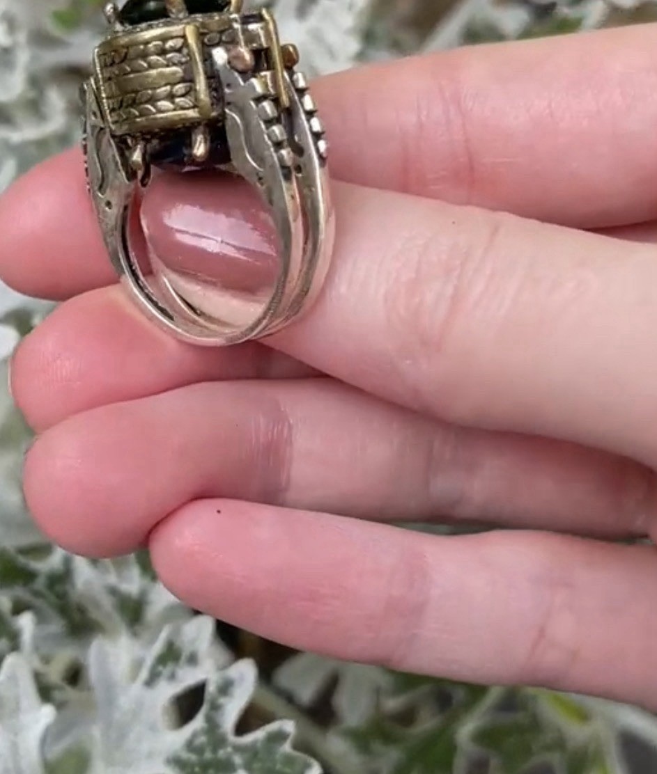 Reversible Two Tone Gemstone - image 6