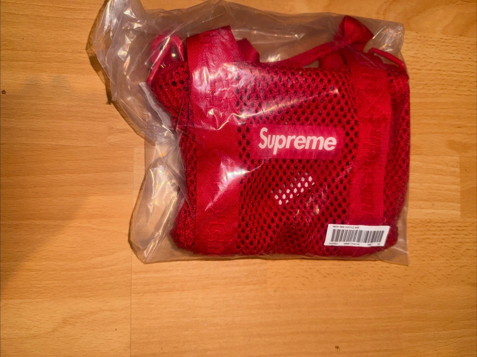 Mini sac de voyage Supreme Mesh rouge 
