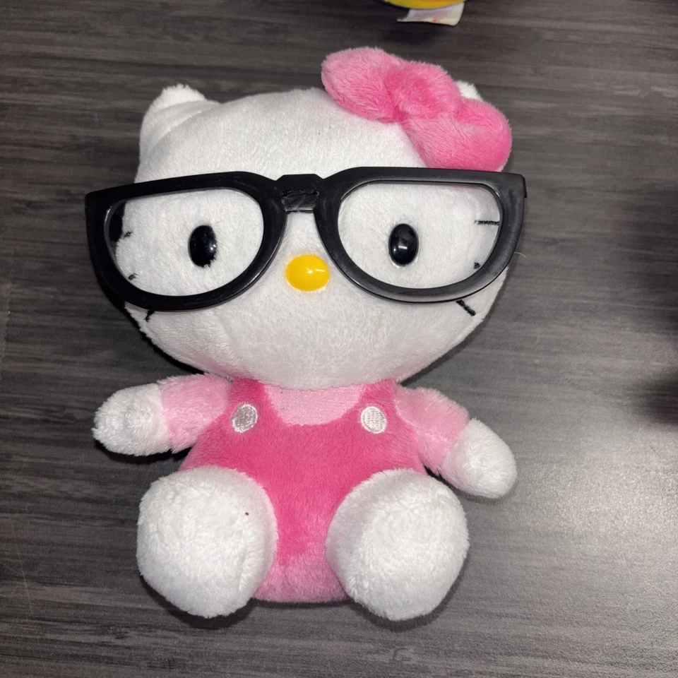 Hello Kitty Plush Beanie Baby Teen Titan Go Starfire Bundle Children’s Toys - Image 2 of 4