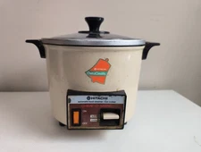 Hitachi RD-4053 Chime-O-Matic 5.6 Cup Rice Cooker Steamer - Tan TESTED WORKS