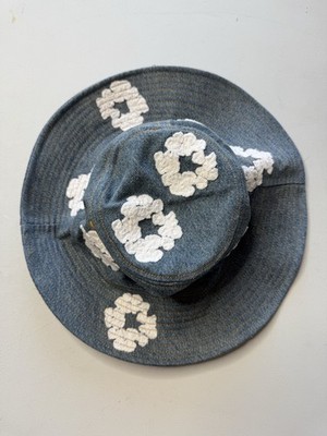 Denim Tears Cotton Wreath Logo Embroidered Light Wash L/XL Bucket