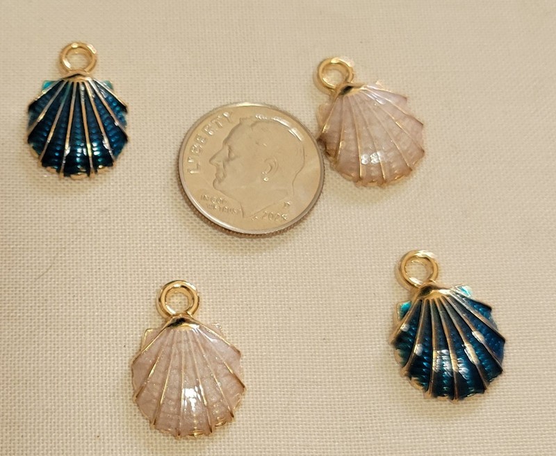P18 18mm enameled metal sea shell charms. will combine to save on shipping 