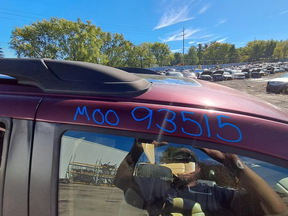 Used Engine Complete Assembly fits: 2003 Gmc Envoy xl 4.2L VIN S 8th digit Grade - Image 2 of 4