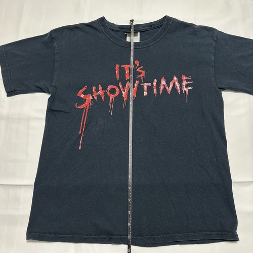 Vintage Y2K 2009 Halloween Horror Night Graphic Shirt It’s Showtime Youth Large - Picture 4 of 6