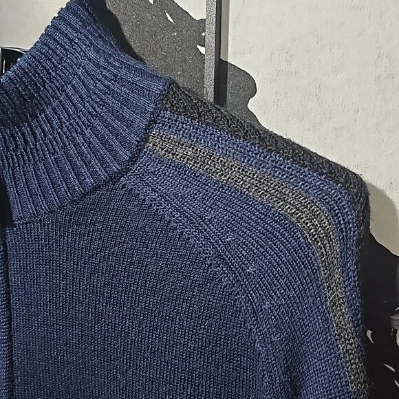 Obermeyer Vince Knit 1/2 Zip Sweater Size Small Admiral NWT - Image 4 of 4