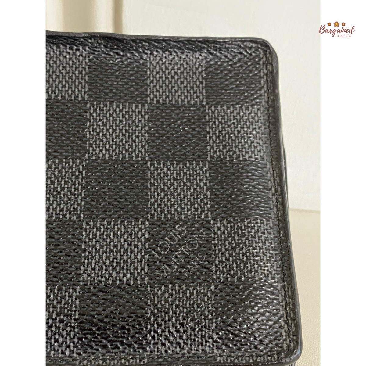 Authentic Louis Vuitton Gray/Black Damier GraphiteCanvas Leather