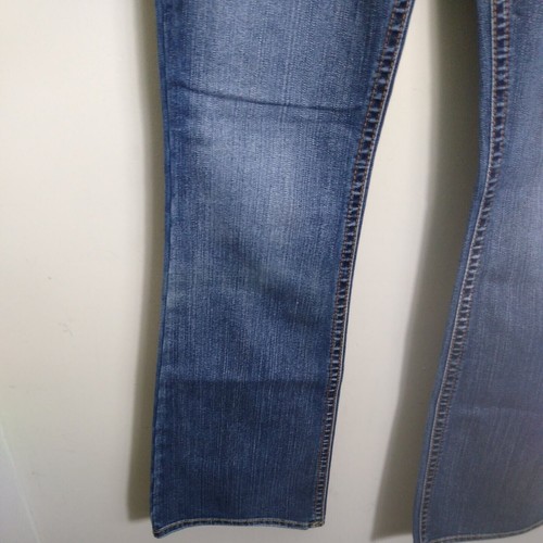 Woman's Silver Blue Jeans 28/32 Flair Leg - Picture 6 of 13