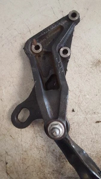 00-07 Chevrolet Monte Carlo Impala LH Puntal Montaje Motor Elevador Soporte Trasero 3.4 3.5 Foto 3 de 4