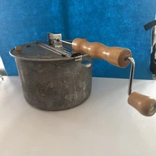 The Genuine Whirley Pop Stovetop Corn Popper-Wabash Valley Farms Hand Crank