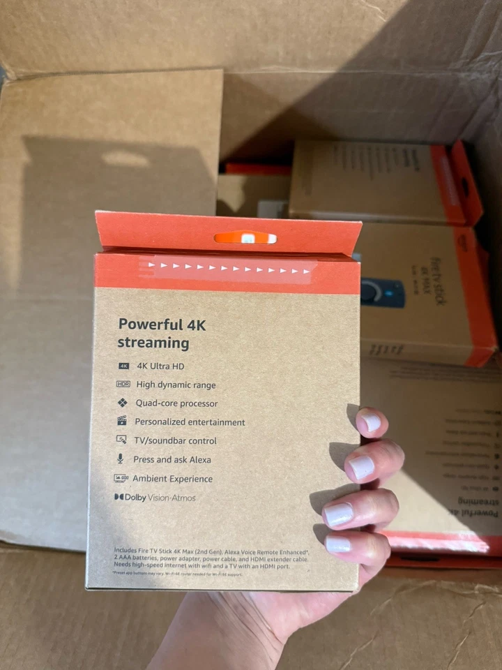 Transmisor multimedia remoto por voz Amazon Fire TV Stick 4K Max Alexa - negro Foto 2 de 2