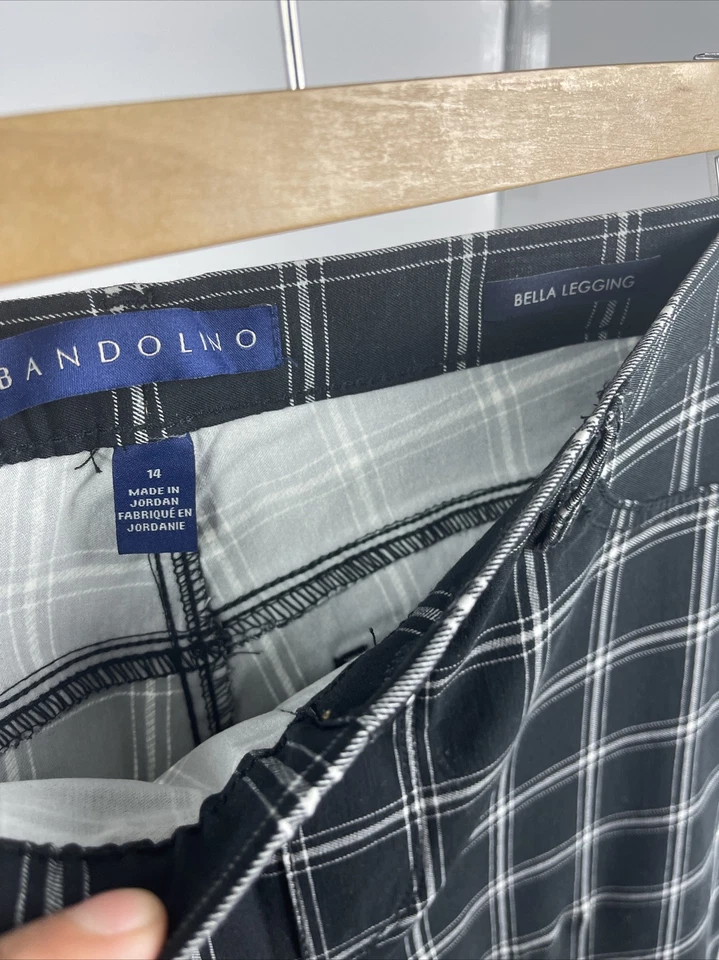 Bandolino Bella Legging Pants Sz 14 Black White Plaid Stretch Slim Fit - Image 3 of 3