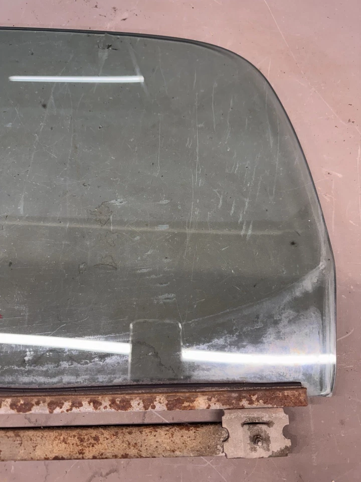1968-1972 Chevelle Lemans Cutlass Window Door Glass Malibu Vista Cruiser Front - Image 2 of 4