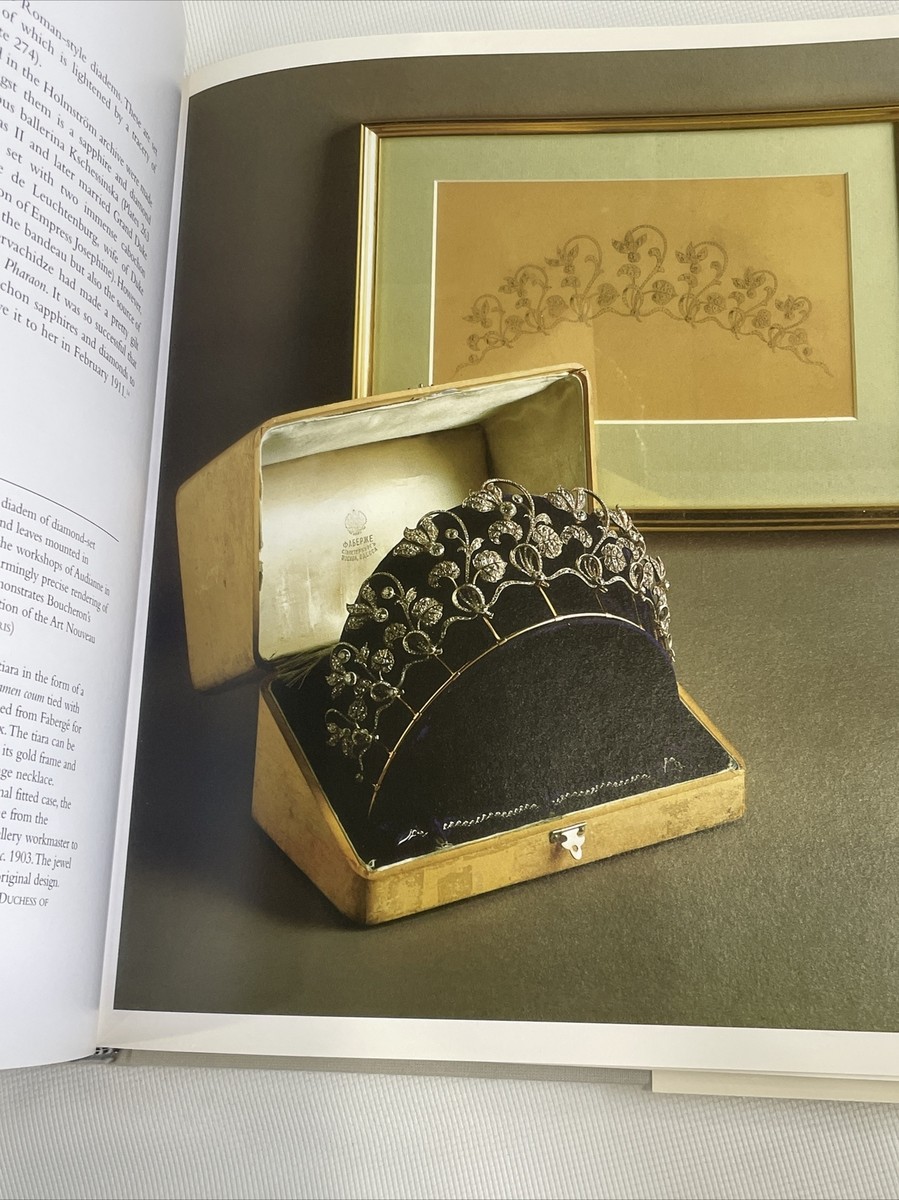 Tiaras: A History of Splendour by Geoffrey C. Munn 2001