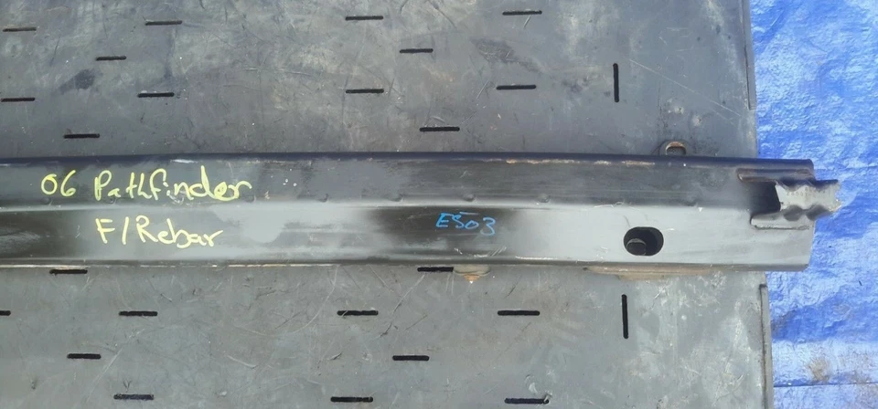 2005 2006 2007 Nissan Pathfinder Front Bumper Reinforcement Impact Bar OEM - Изображение 3 из 4