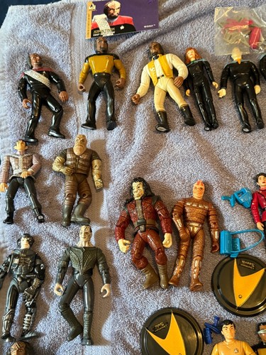 50+ STAR TREK ACTION FIGURES-PLAYMATES-TONS OF ACCESSORIES - Picture 13 of 19
