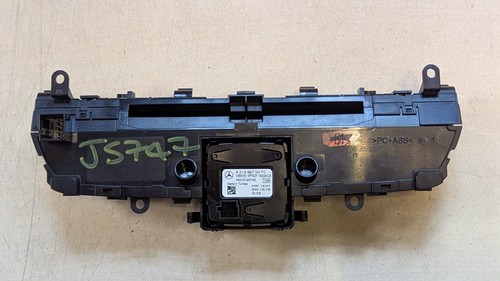 PANEL DE CONTROL MULTIMEDIA MERCEDES C CON RELOJ W205 (2014-2018) A2138270070 - Imagen 4 de 9