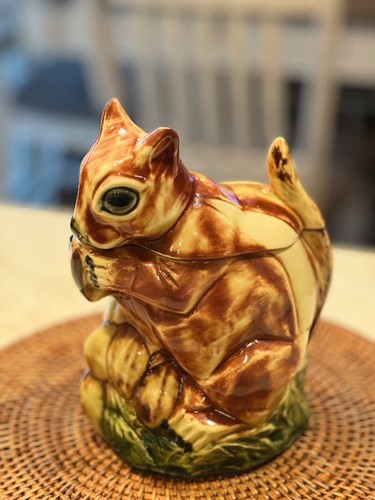Vintage Cookie Jar Squirrel Chipmunk McCoy Pottery USA