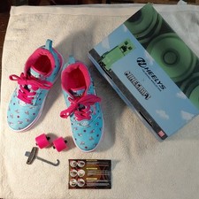 Heelys Pro 20 Minecraft Creeper Wheeled Sneakers Blue/Pink US 5 EU 35