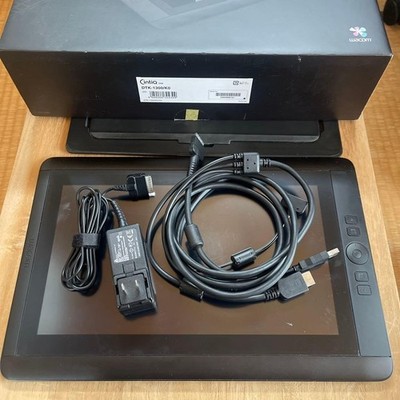 Wacom Cintiq DTK-1300 13HD Pen Display For Parts/Repair Power On Confirmed