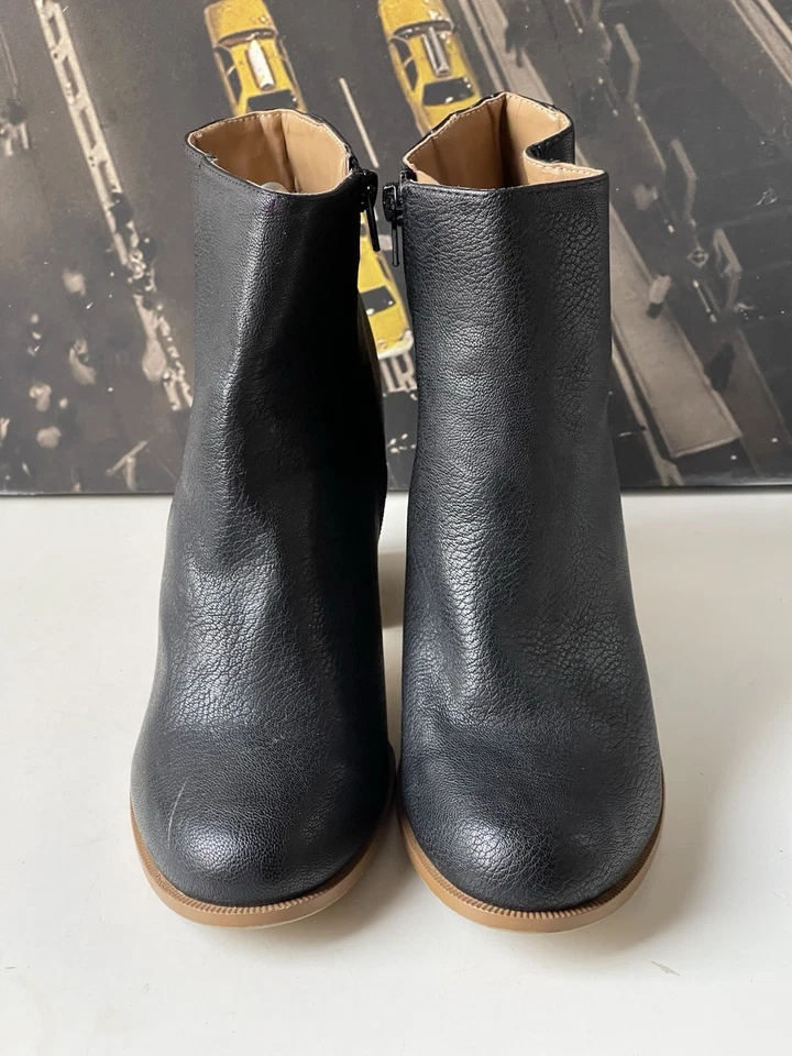 CALL IT SPRING Ladies Black High Heel Tasseled Ankle Boots UK 7, EU 40 - Image 3 of 4