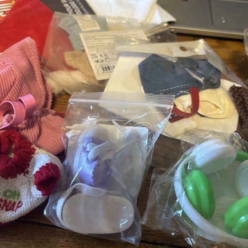 Deluxe Lots Clothes 5 Sets LABUBU Doll Clothes 3 Masks & Other Dolls Clothes New - Imagen 9 de 11