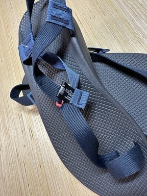 CHACO Men display picture 3