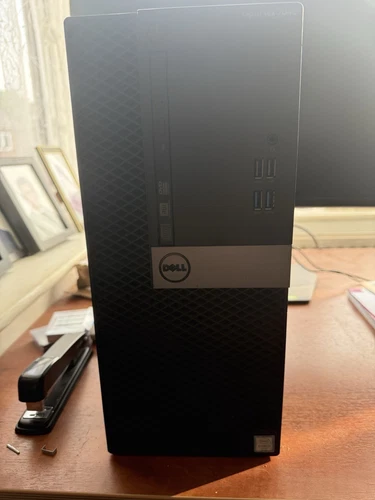 Dell OptiPlex 7040  MT Core i7-6700 3.40GHZ  DDR4 Memory   SSD Drive Win 10 Pro