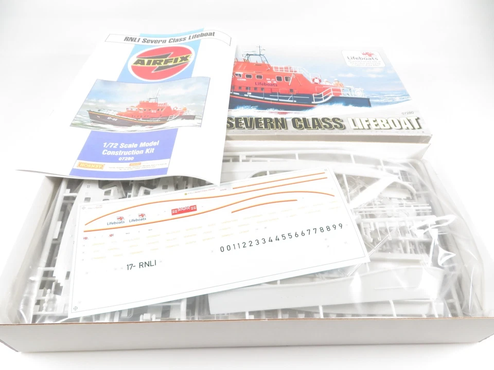 Bausatz AirFix 07280 1:72 RNLI Severn Class Lifeboat - Bild 2 von 4