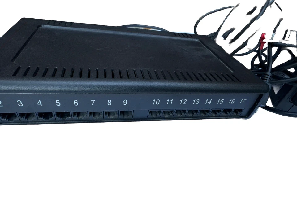 IBM Remote Async Node 16 Port EIA-232 (88G3841) - Image 3 of 3